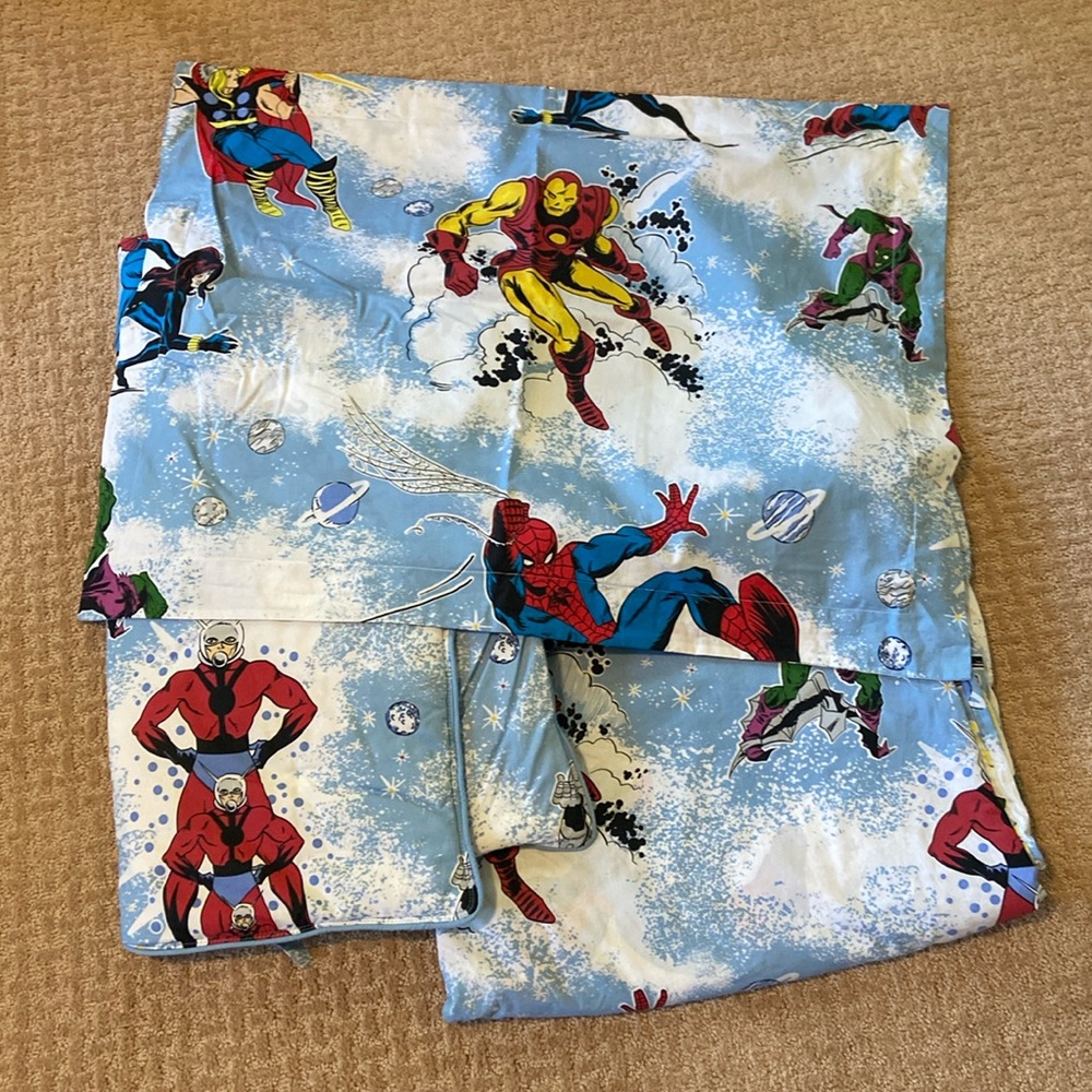 Pottery Barn Twin Marvel bedding set!